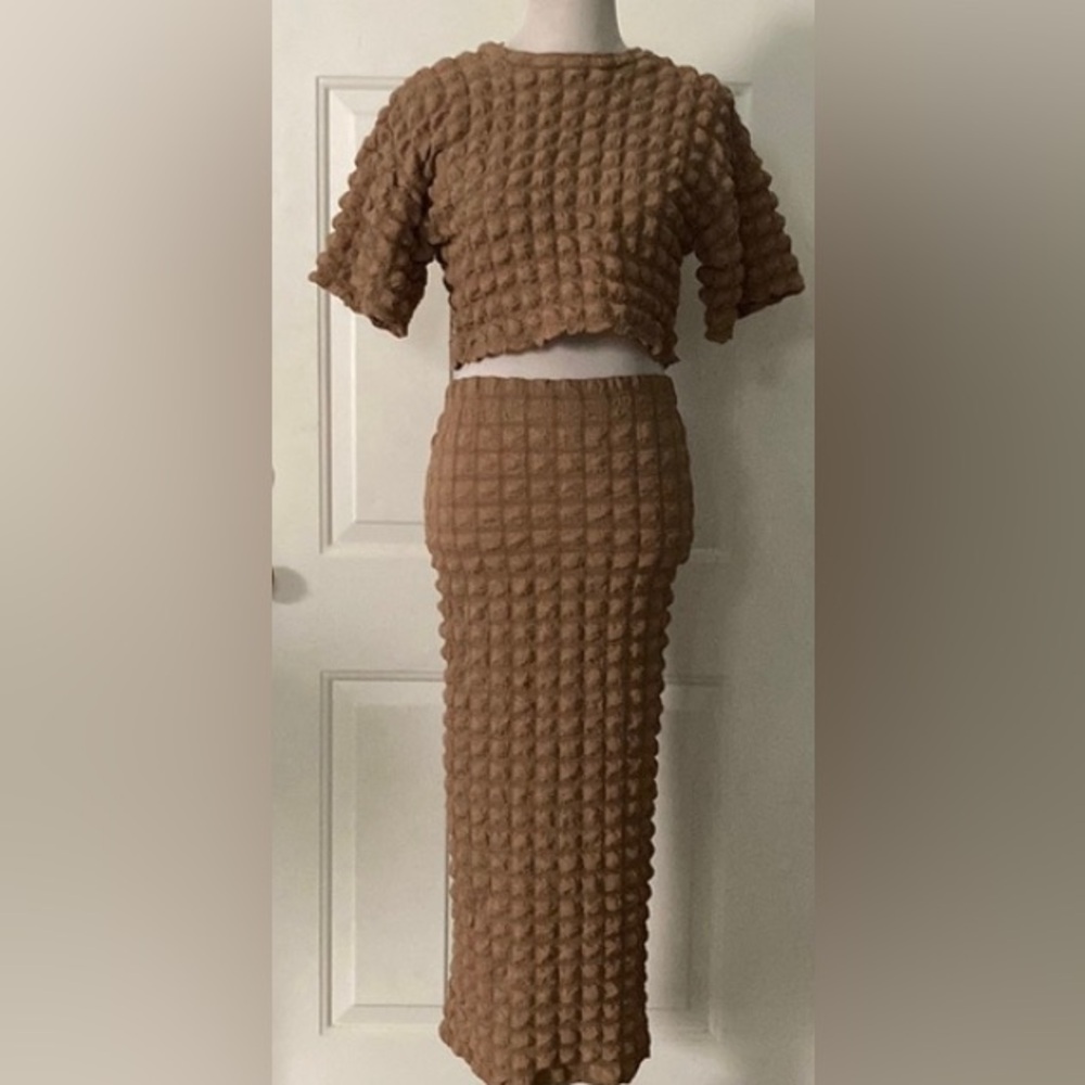NWOT Dressed In LaLa Puff Popcorn Set Midi Skirt and Crop Top S M L